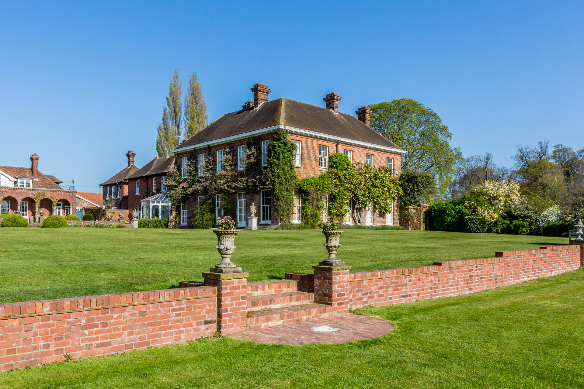 Micklefield Hall Sarratt Midway Media Micklefield Hall Hertfordshire Jon Kempner Architectural Photography Interiors